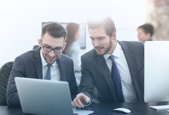 Dotacje unijne dla firm. O finansowaniu innowacyjnych inwestycji warunkujących rozwój biznesu