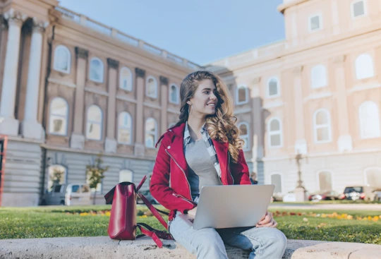 Nowe elektroniczne legitymacje studenckie częścią zmian prawnych w szkolnictwie wyższym