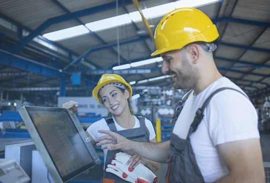 Symulacja procesów produkcyjnych w zintegrowanych systemach informatycznych