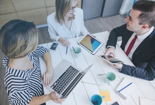 How to Choose a CMS? Key Features of Website Development Software